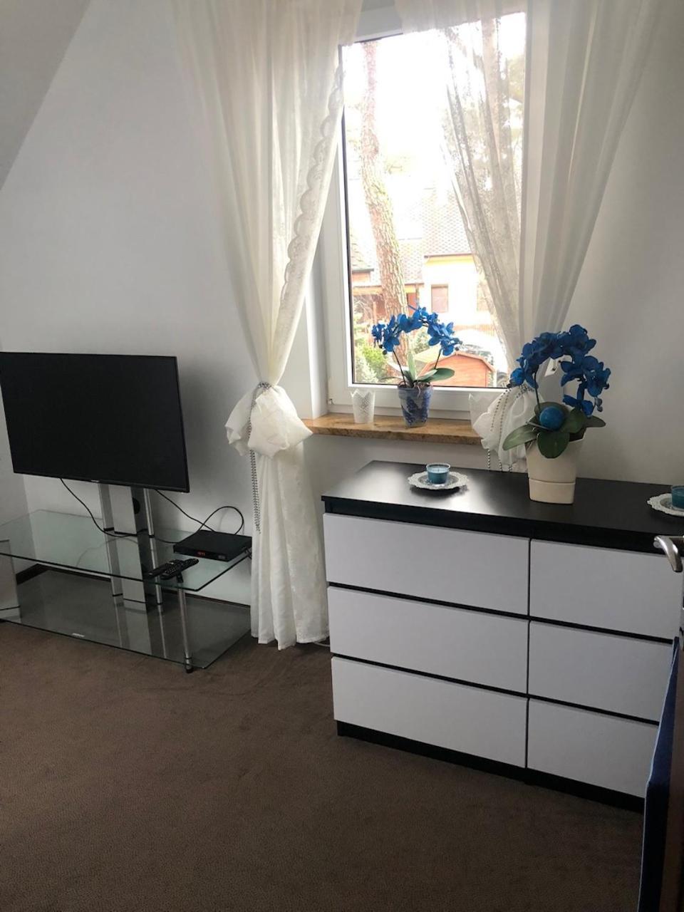 Dom Nad Morzem 250M Od Plazy Miedzywodzie Villa Bagian luar foto